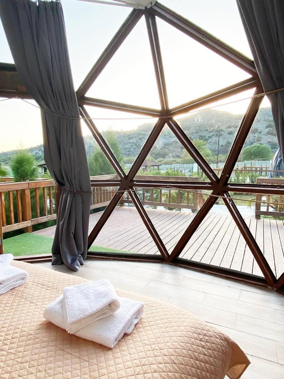 Amazing Cyprus Glamping Domes - Glamping Cyprus Hotell Paphos Exteriör bild